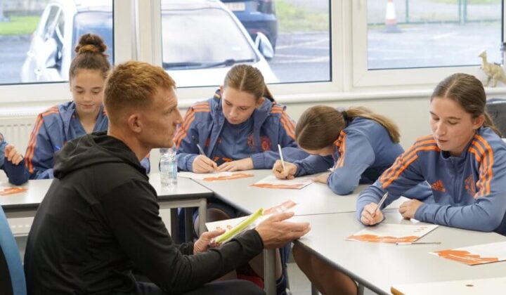 Your Resilience workshop in a classroom full of pupils